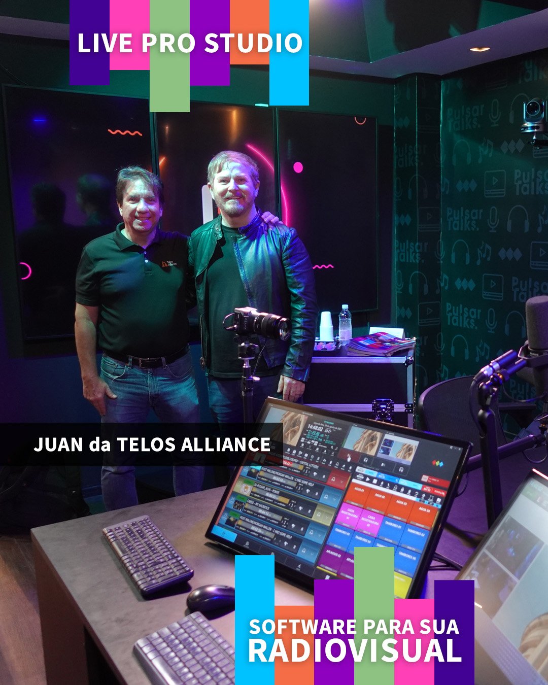 Juan da Telos no Estúdio Audiovisual para sua Rádio